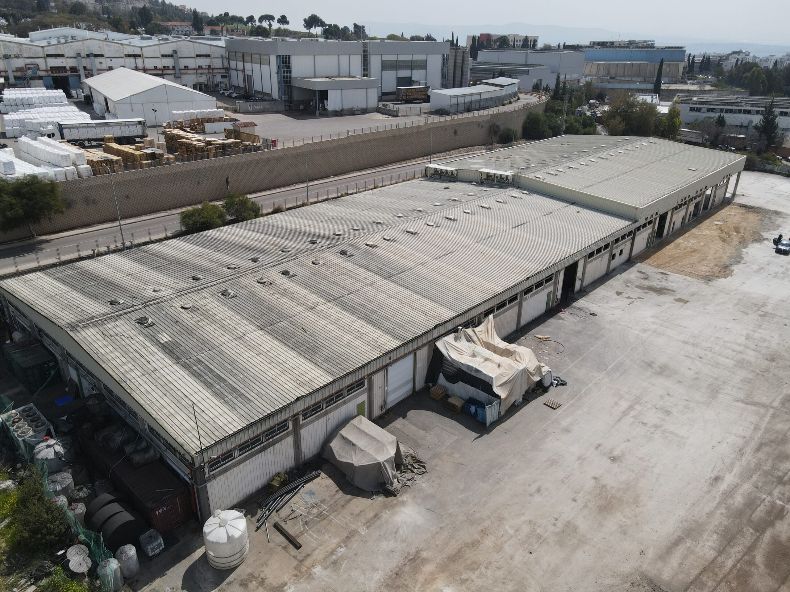צילום רחפן במהלך החלפת גג אושר עד עפולה – קבוצת סיטון